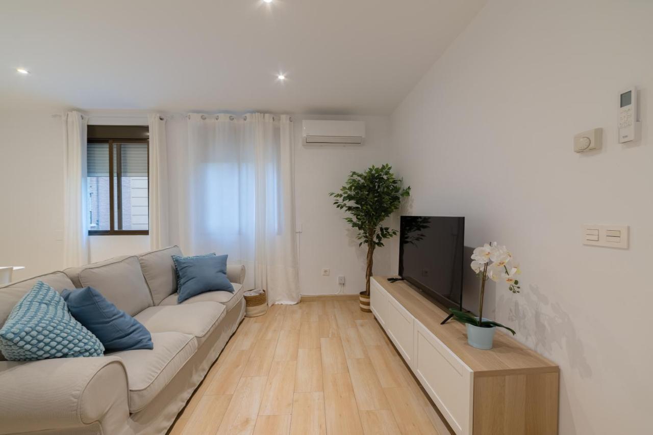 Trendyhomes Granada - Moderno Apartamento A 15 Minutos Del Centro Buitenkant foto